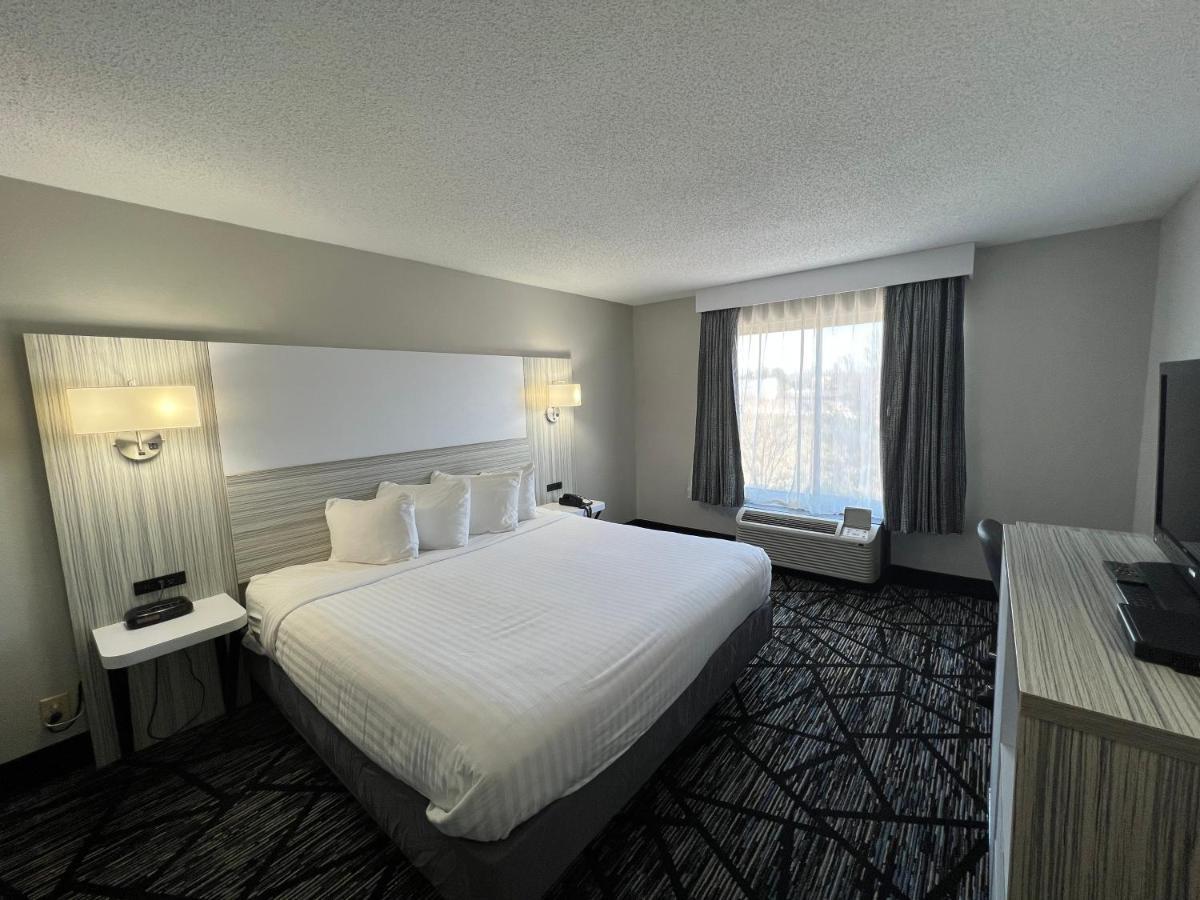Hotel Baymont By Wyndham Peoria Exteriér fotografie